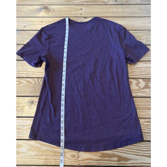 Lululemon Short Sleeve Athletic Shirt Size Large Women’s Purple - Picture 3 of 5